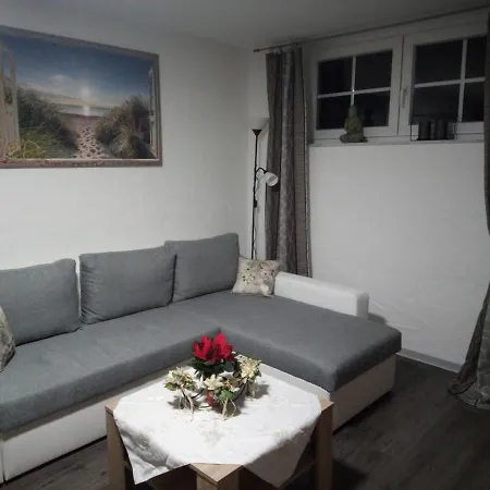 Moderne Bis 4 Personen Apartment