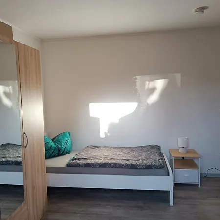 Moderne Bis 4 Personen Apartment Ronneburg (Hessen)