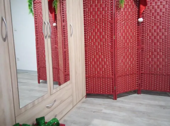 Moderne Bis 4 Personen *